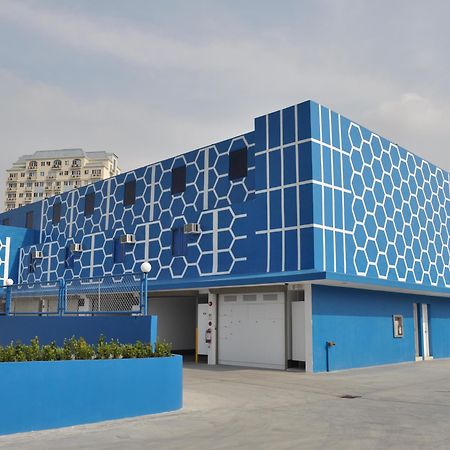 Hotel Dream World Las Piñas Zewnętrze zdjęcie