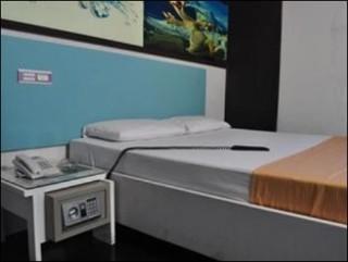 Hotel Dream World Las Piñas Zewnętrze zdjęcie