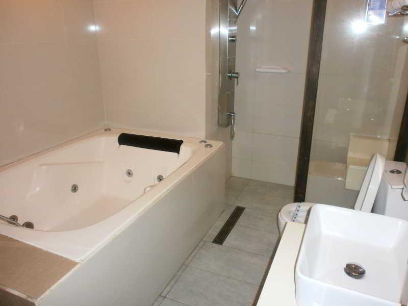 Hotel Dream World Las Piñas Zewnętrze zdjęcie